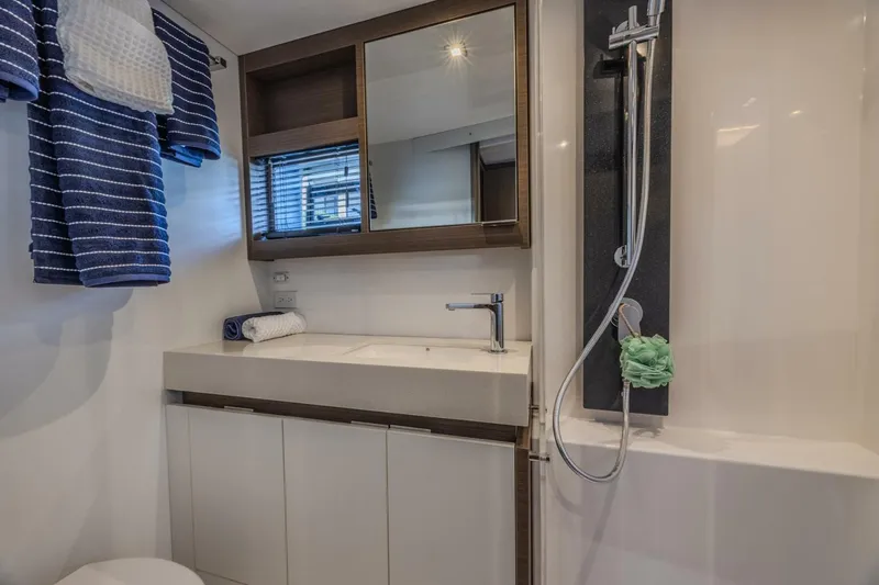 Slide: The Image of Leopard 53 Powercat 2024 - 4826158