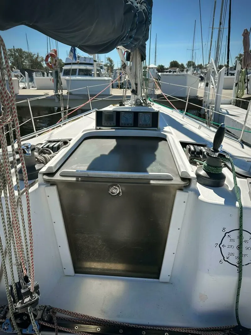 Slide: The Image of C&C 110 2000 - 4826567