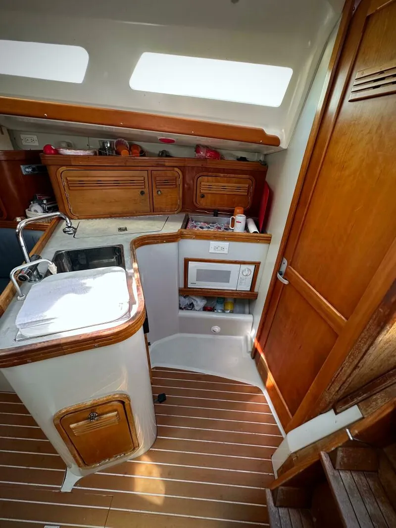 Slide: The Image of C&C 110 2000 - 4826575