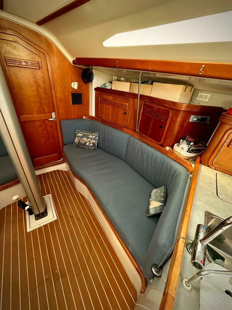 Slide: The Image of C&C 110 2000 - 4826576