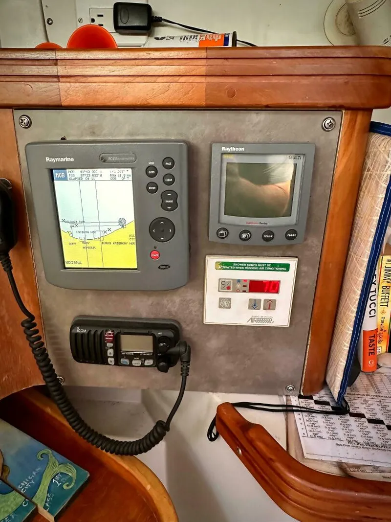 Slide: The Image of C&C 110 2000 - 4826581