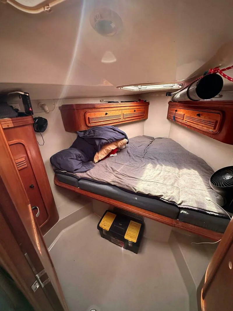 Slide: The Image of C&C 110 2000 - 4826585