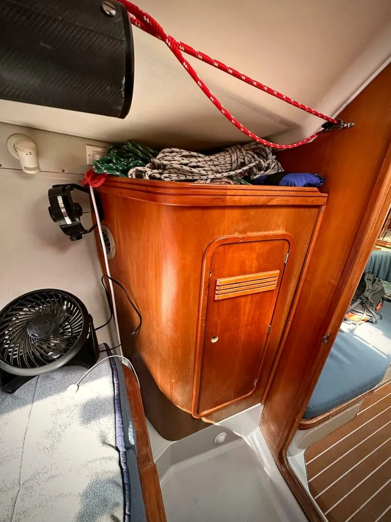 Slide: The Image of C&C 110 2000 - 4826586