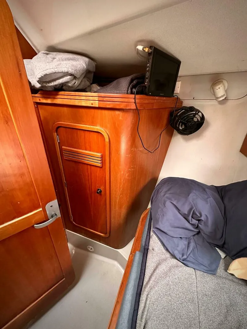 Slide: The Image of C&C 110 2000 - 4826587