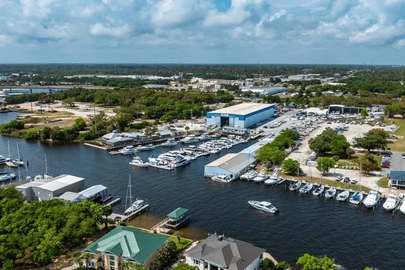 Slide: The Image of Cruisers 50 GLS 2025 - 5263845