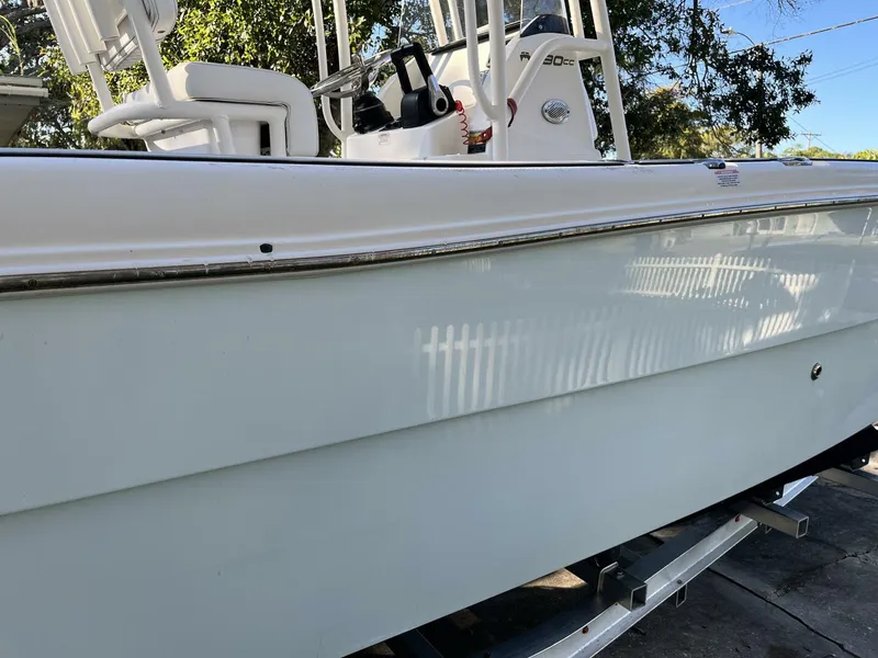 Slide: The Image of World Cat 230 CC 2019 - 5813178