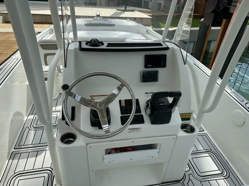 Slide: The Image of World Cat 230 CC 2019 - 4828573