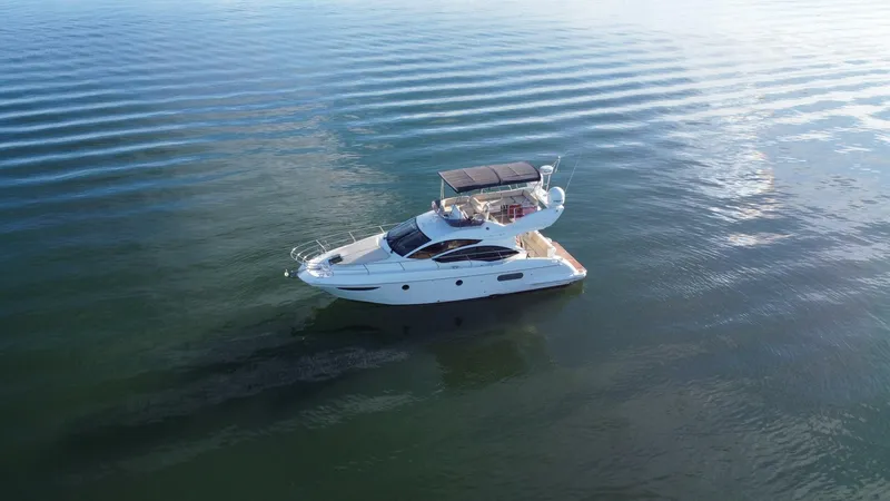 Slide: The Image of 2013 Azimut 40 Flybridge - 4828951