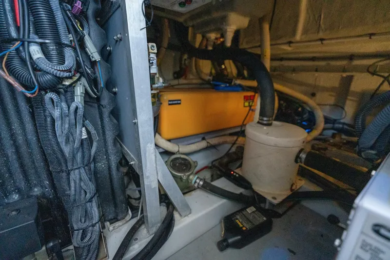 Slide: The Image of 2013 Azimut 40 Flybridge - 4828935