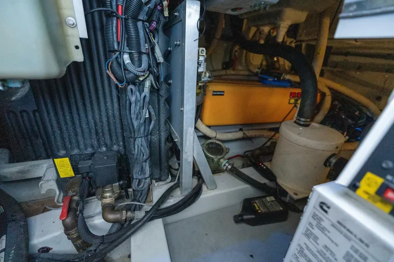 Slide: The Image of 2013 Azimut 40 Flybridge - 4828936