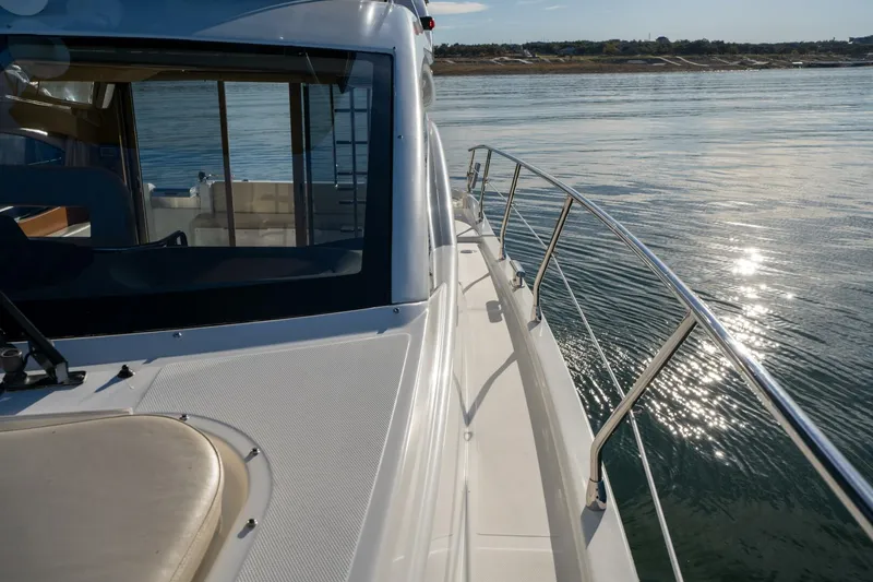 Slide: The Image of 2013 Azimut 40 Flybridge - 4828950