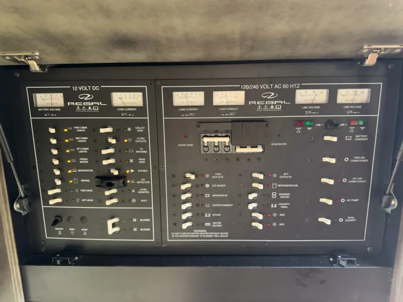 Slide: The Image of Regal 46 Sport Coupe 2016 - 4829042