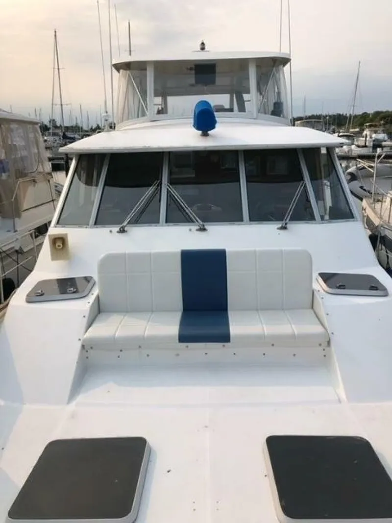 Slide: The Image of Bayliner 4550 Motoryacht 1985 - 7515373