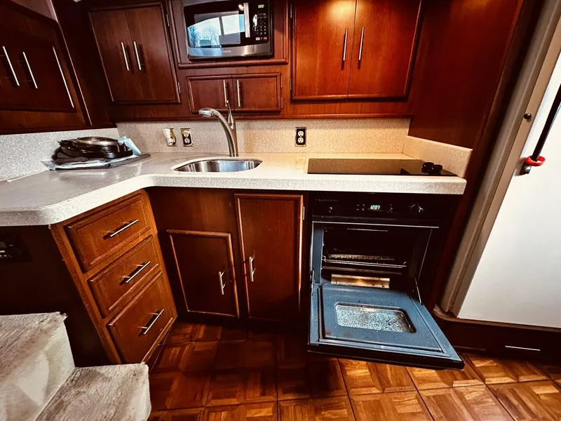 Slide: The Image of Post 43 Sport Fisherman 1985 - 4870611