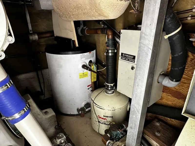 Slide: The Image of Post 43 Sport Fisherman 1985 - 4907663