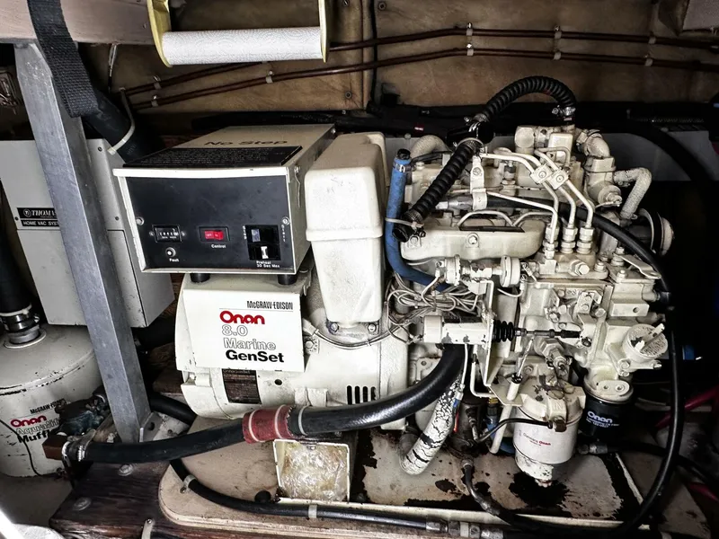 Slide: The Image of Post 43 Sport Fisherman 1985 - 4907664