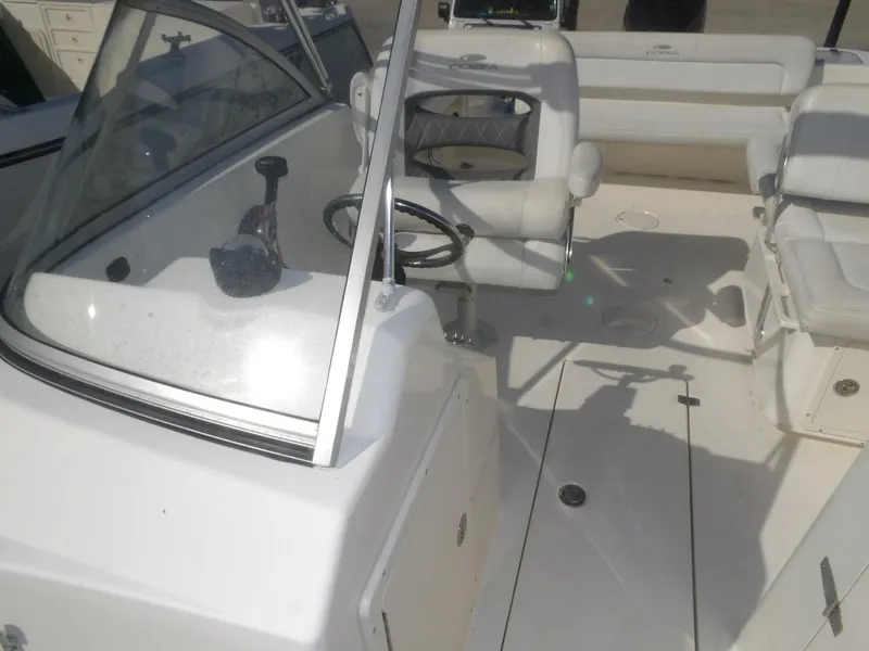 Slide: The Image of Cobia 220 Dual Console 2021 - 4856127