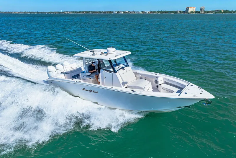 Slide: The Image of Fountain 32 NX 2023 - 4835514