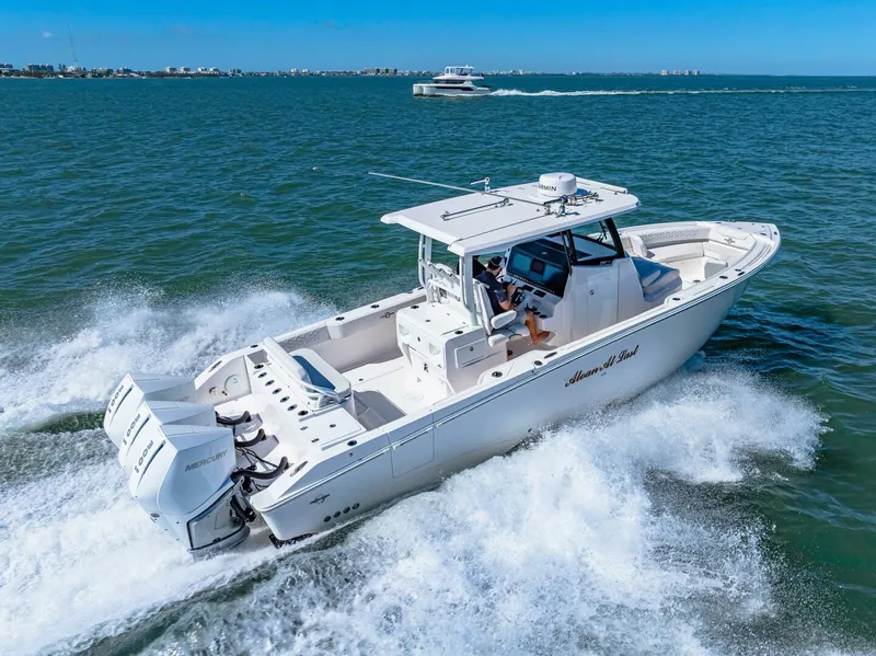 Slide: The Image of Fountain 32 NX 2023 - 4835521