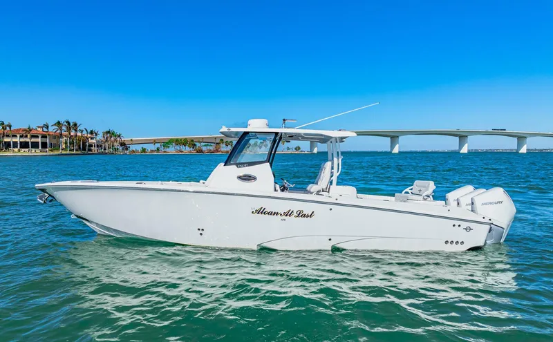 Slide: The Image of Fountain 32 NX 2023 - 4835498