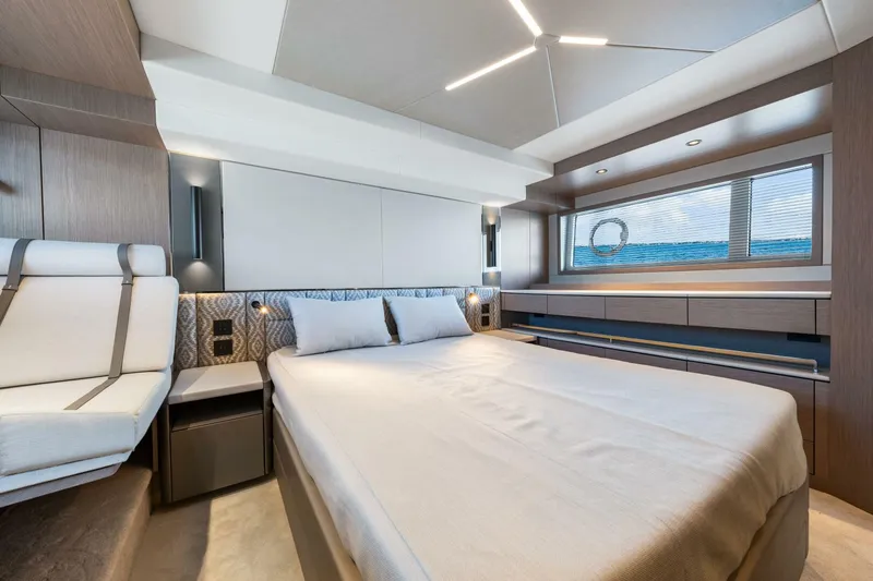 Slide: The Image of Sunseeker Manhattan 55 2021 - 4855467
