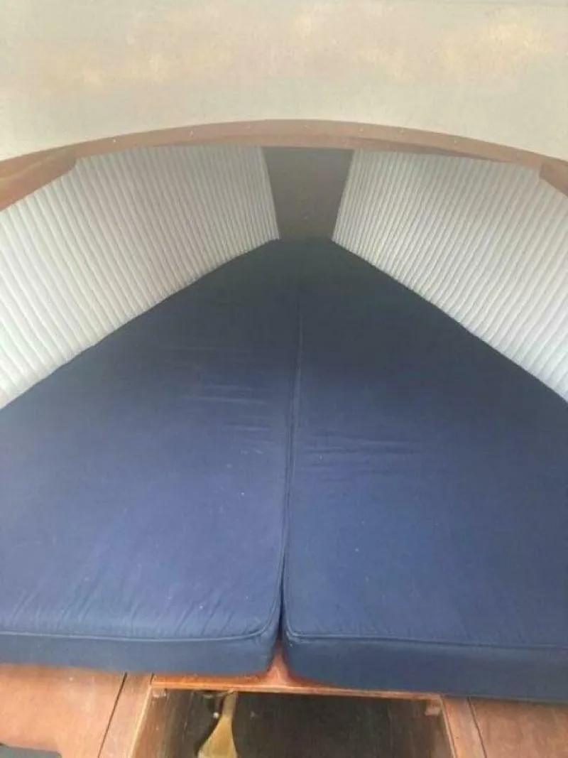 Slide: The Image of Grover Verity Skiff 1990 - 4836315