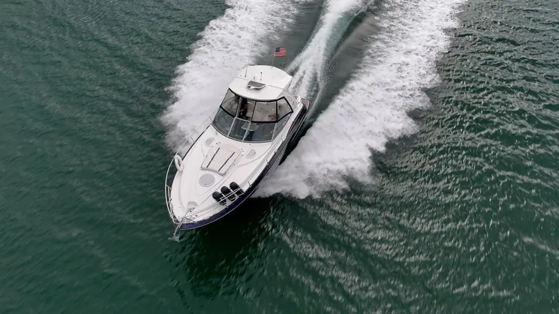 Slide: The Image of Monterey 335 Sport Yacht 2015 - 4836437