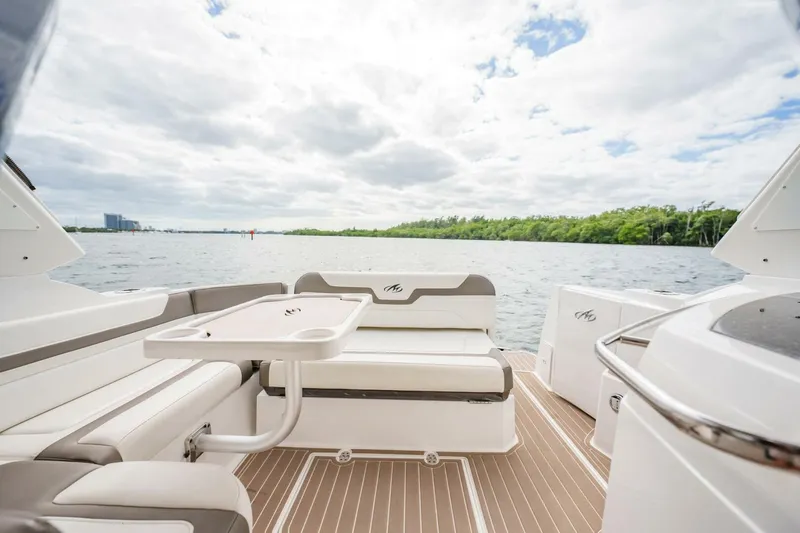 Slide: The Image of Monterey 335 Sport Yacht 2015 - 4836455