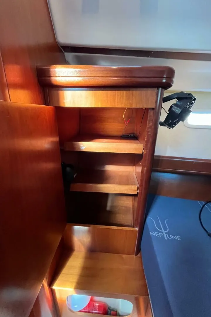 Slide: The Image of Beneteau 393 2001 - 4855687