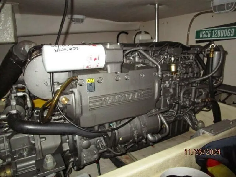 Slide: The Image of 34' Mainship main engine1 - 4856824