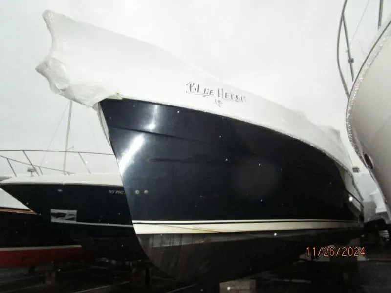 Slide: The Image of 34' Mainship hauled out3 - 4856814