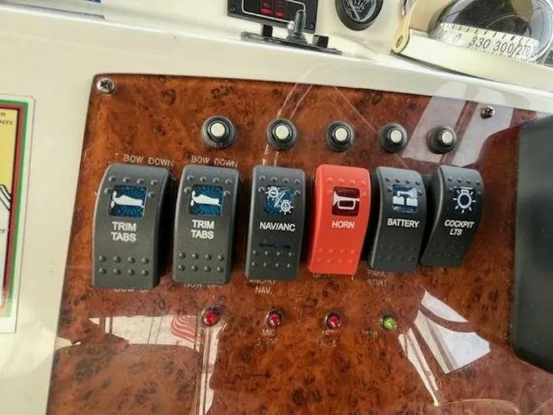 Slide: The Image of Silverton 43 Sport Bridge 2005 - 4960651