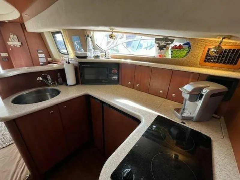 Slide: The Image of Silverton 43 Sport Bridge 2005 - 4960672