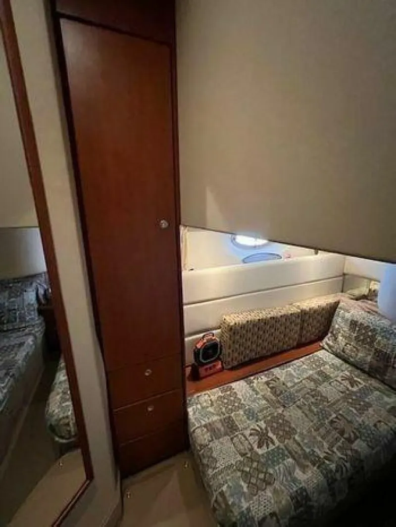 Slide: The Image of Silverton 43 Sport Bridge 2005 - 4960683