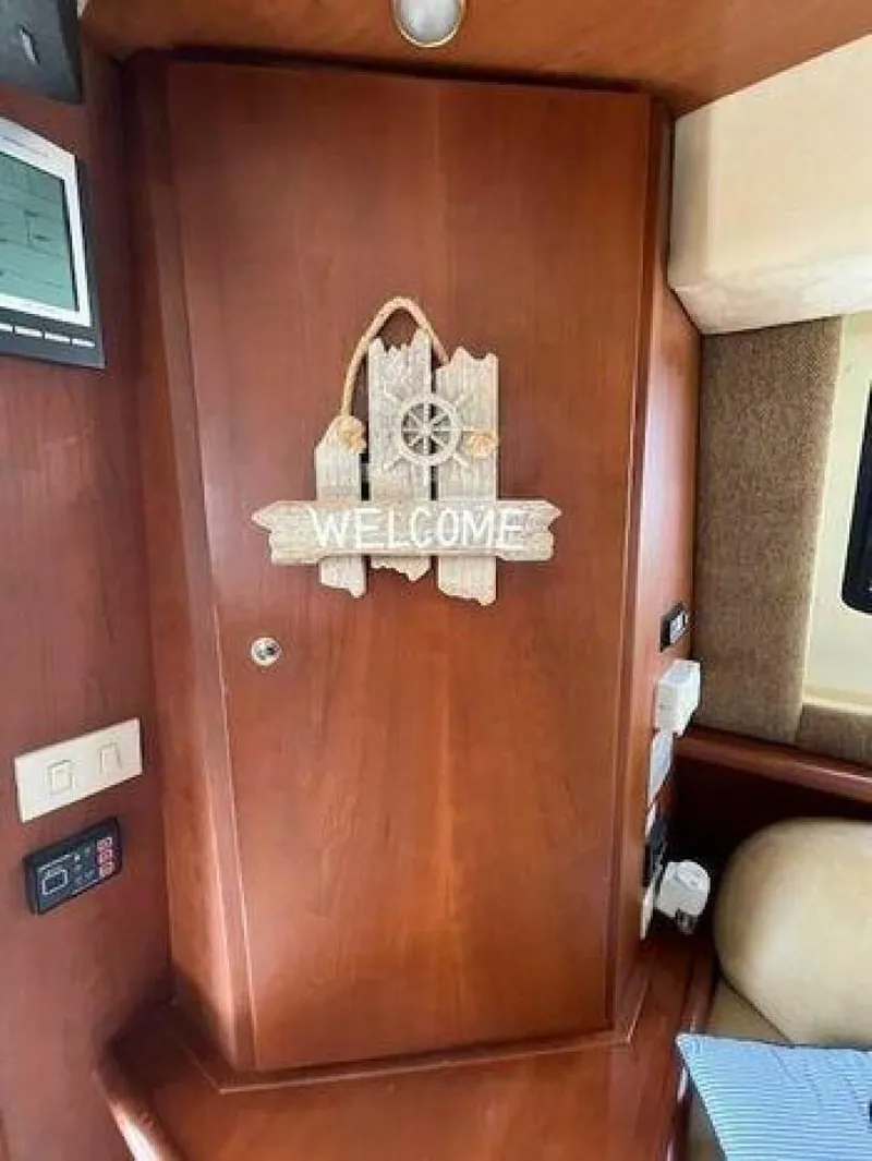 Slide: The Image of Silverton 43 Sport Bridge 2005 - 4960701