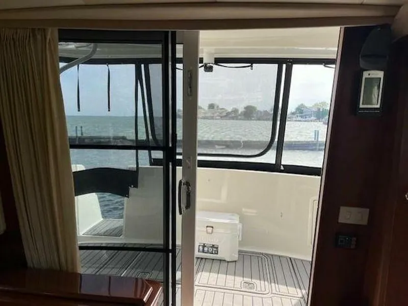 Slide: The Image of Silverton 43 Sport Bridge 2005 - 4960703