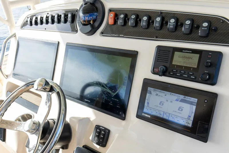 Slide: The Image of 2022 32 Grady White Canyon 326 Electronics (1) - 4896713