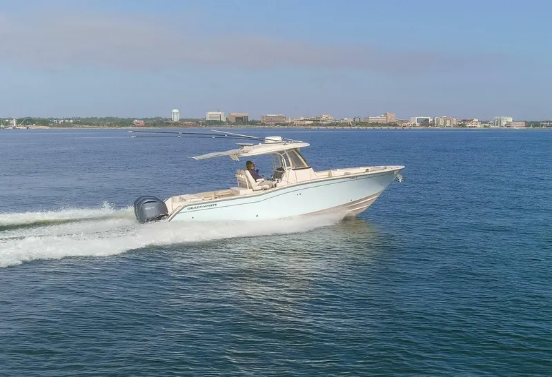 Slide: The Image of 2022 32 Grady White Canyon 326 Running (1) - 4896734