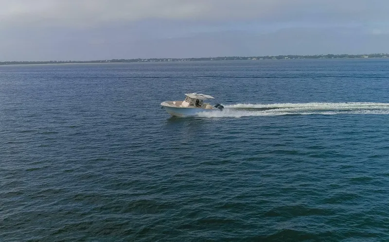 Slide: The Image of 2022 32 Grady White Canyon 326 Running (8) - 4896748