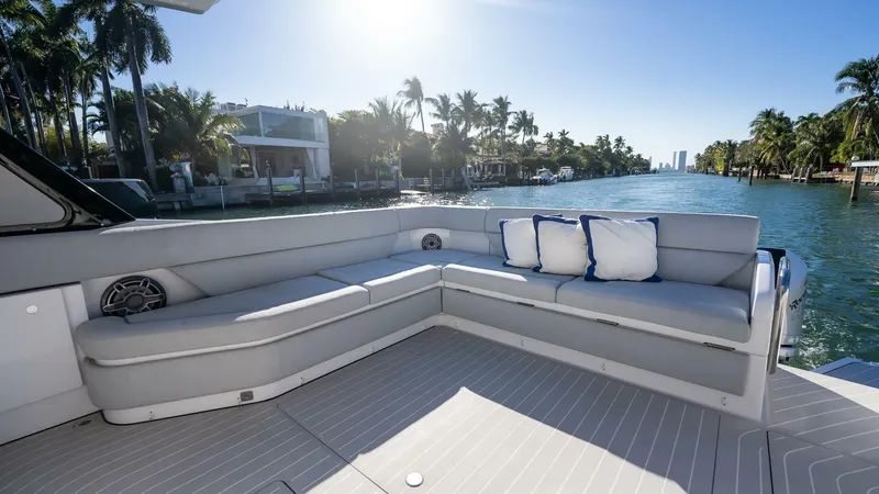 Slide: The Image of Azimut Verve 47 2022 - 4858336