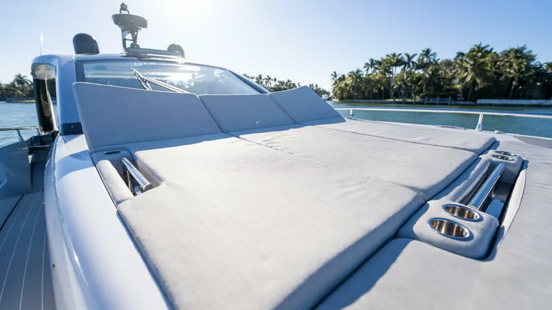 Slide: The Image of Azimut Verve 47 2022 - 4858350