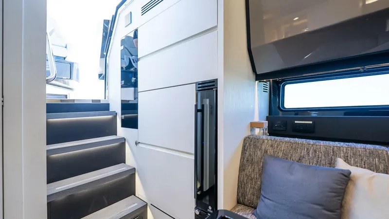 Slide: The Image of Azimut Verve 47 2022 - 4858330