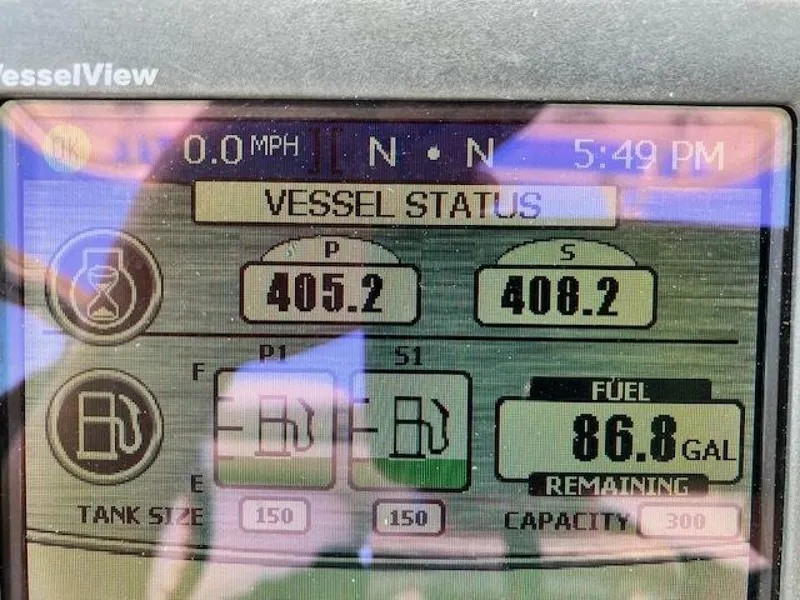 Slide: The Image of Boston Whaler 320 Outrage 2008 - 4859247