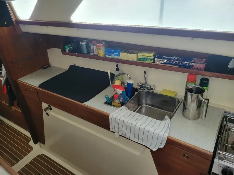 Slide: The Image of Used Sail Catamaran for sale 2006 PERFORMANCE CRUISING Gemini 105Mc - LE REVE - 4859371