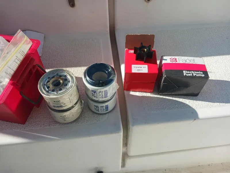 Slide: The Image of Used Sail Catamaran for sale 2006 PERFORMANCE CRUISING Gemini 105Mc - LE REVE - 4859385