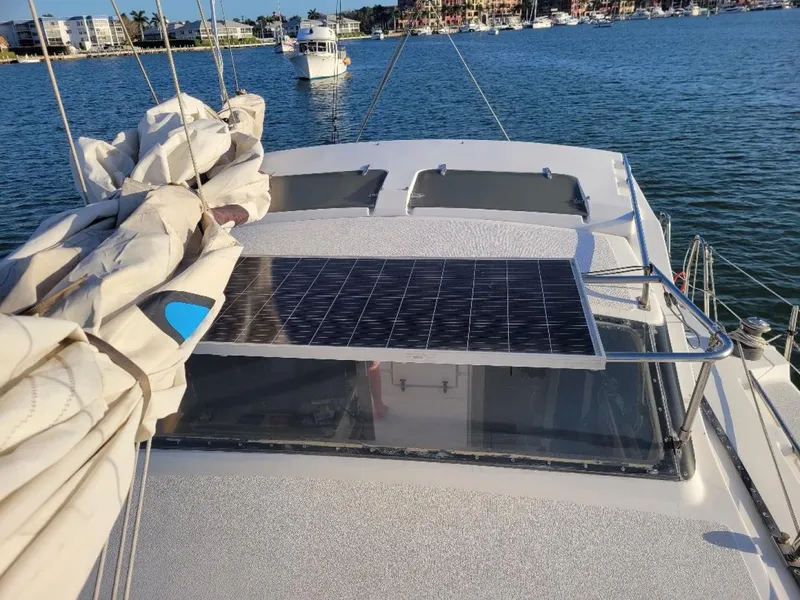 Slide: The Image of Used Sail Catamaran for sale 2006 PERFORMANCE CRUISING Gemini 105Mc - LE REVE - 4859363