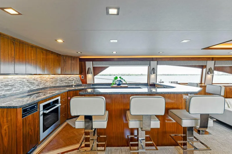 Slide: The Image of 2017 Viking 92 Enclosed Bridge "Aussie Rules" - 4861010