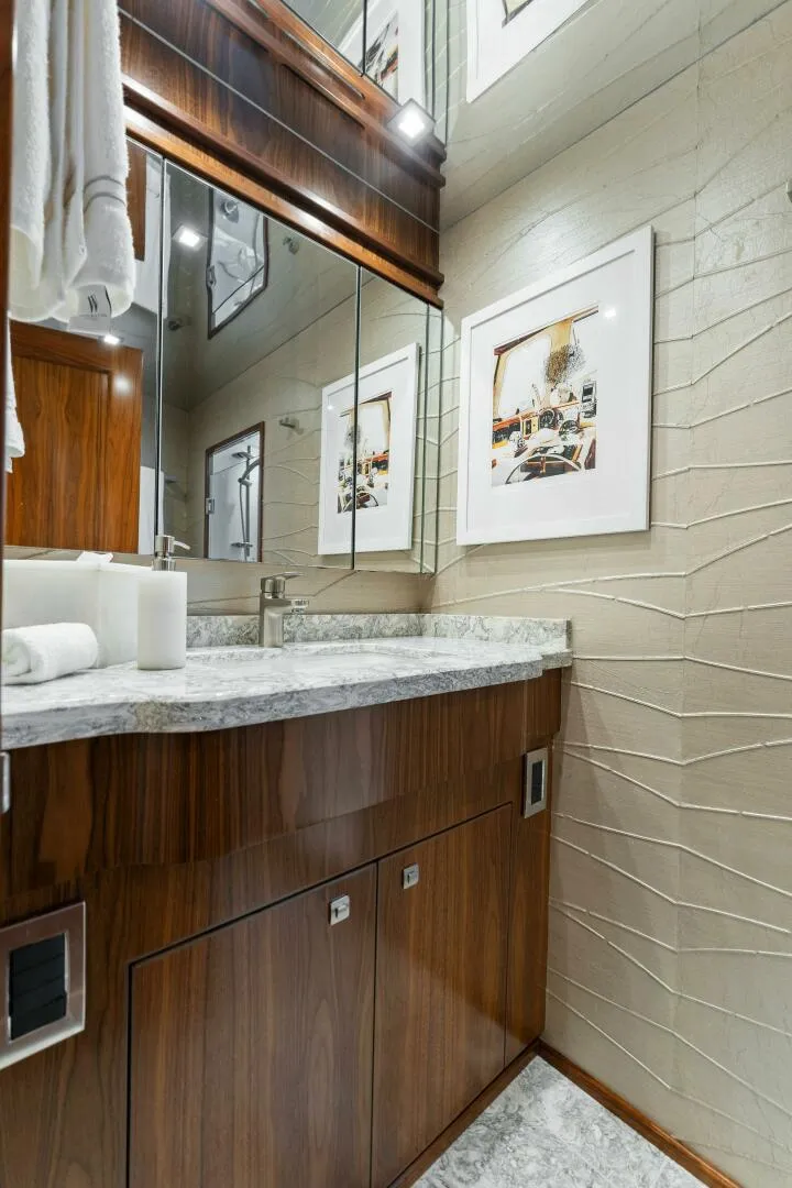 Slide: The Image of 2017 Viking 92 Enclosed Bridge "Aussie Rules" - 4861040