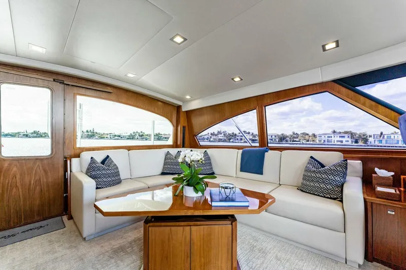 Slide: The Image of 2017 Viking 92 Enclosed Bridge "Aussie Rules" - 4861118