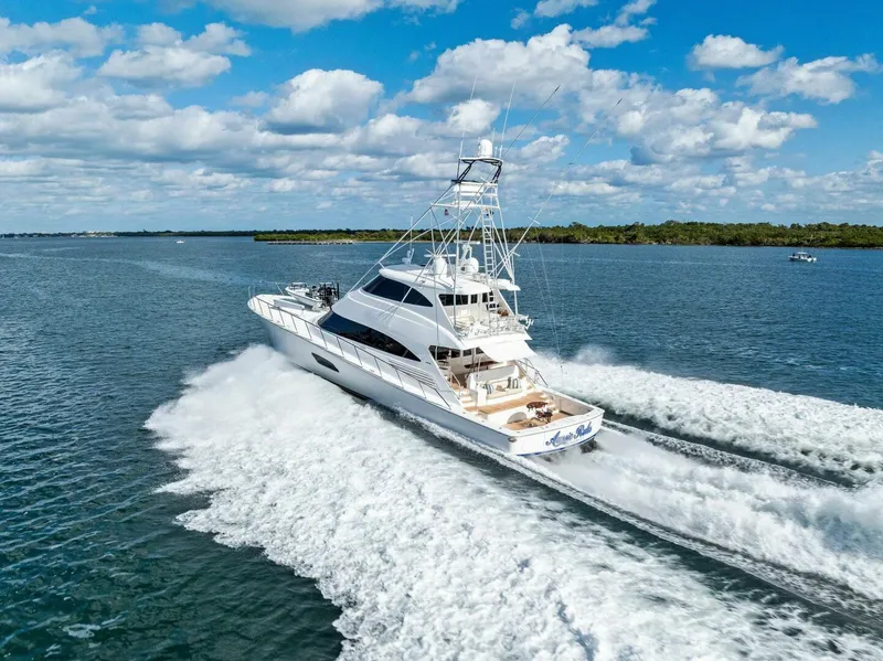 Slide: The Image of 2017 Viking 92 Enclosed Bridge "Aussie Rules" - 4861139